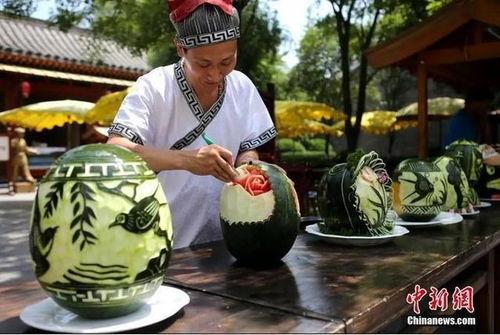 古代吃瓜人,揭秘古代百姓的娱乐生活