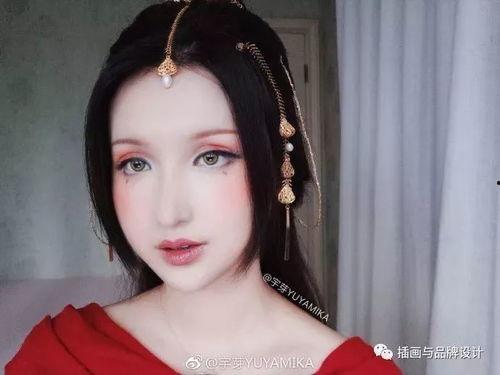 卡姐吃瓜化妆,揭秘明星幕后生活