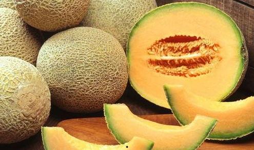 日本人吃那个个哈密瓜,甜蜜滋味背后的文化交融