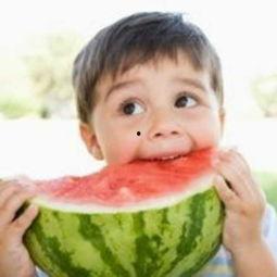 娃娃头像吃瓜图片,趣味横生的视觉奇观