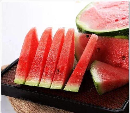 中国吃瓜女王图片,揭秘网络红人的魅力与争议