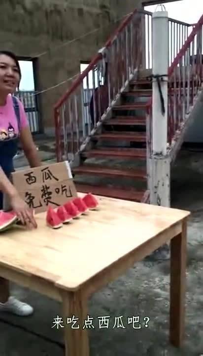 吃瓜球迷爆笑视频,笑料百出！吃瓜球迷爆笑视频大盘点